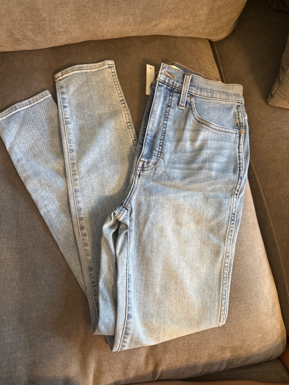 Madewell 11” roadtripper jeans